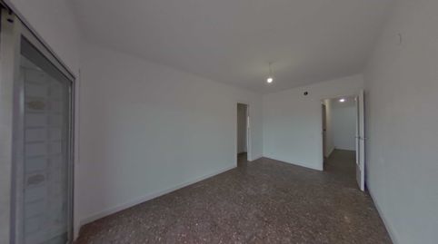 Foto 5 de Piso en venta en C/ Flor I Cel, Santa Rosa, Santa Coloma de Gramenet