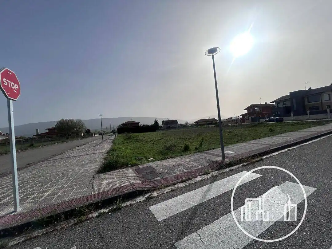 Residential land for sale in Medina de Pomar, imagen 3