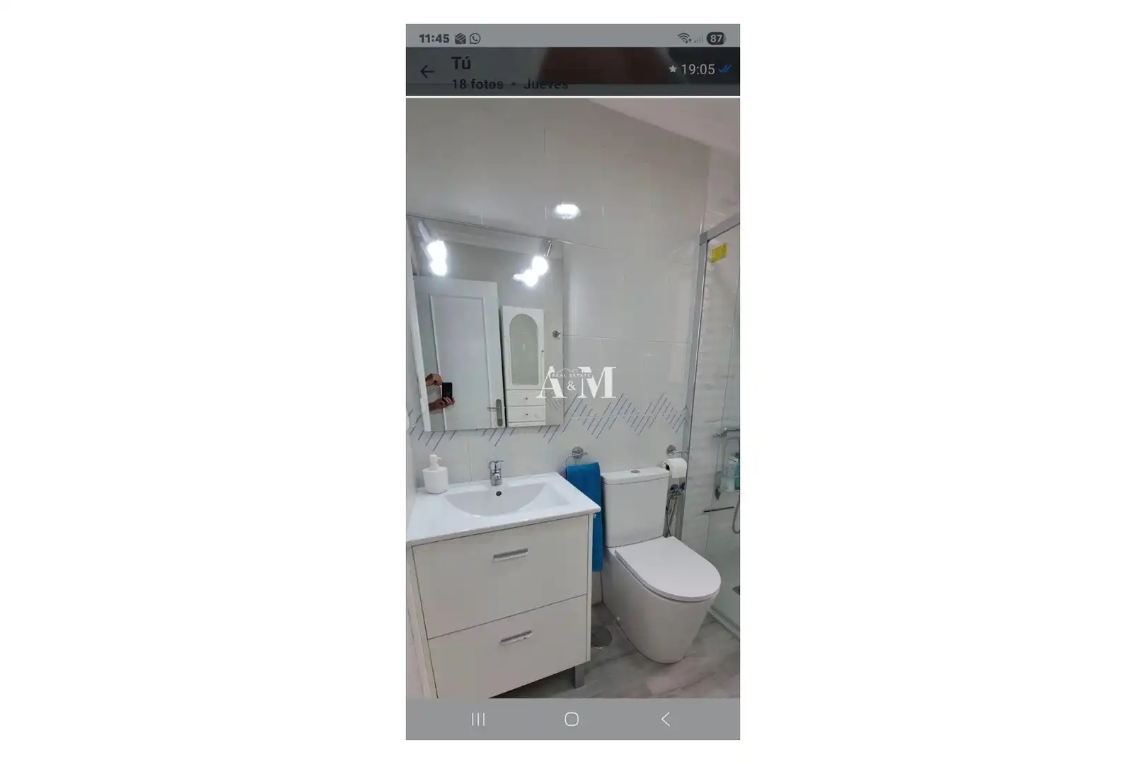 Baño de Apartamento de alquiler en Torrevieja con Aire acondicionado, Calefacción y Terraza