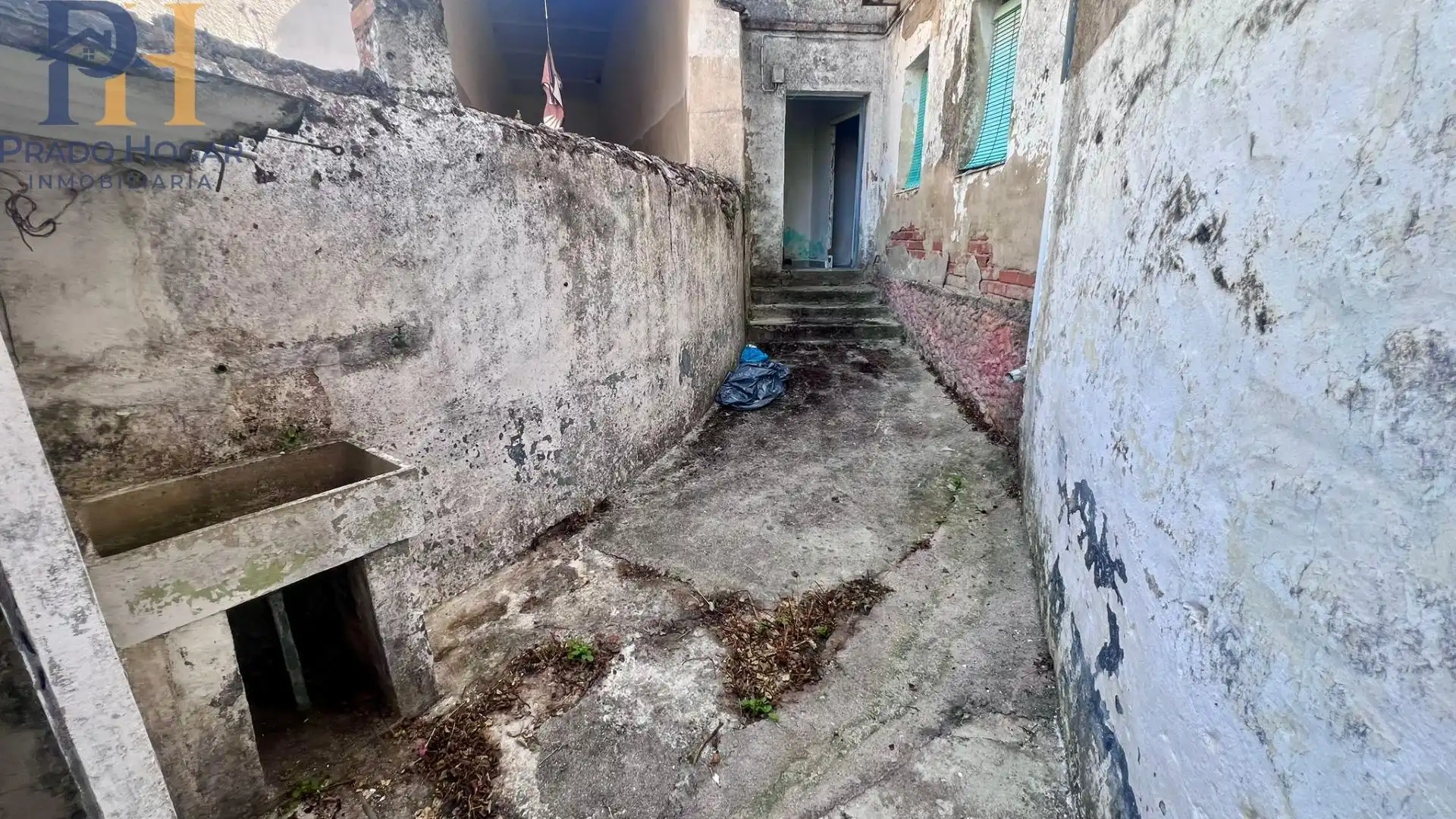 Casa o xalet en venda en Montesclaros amb Balcó