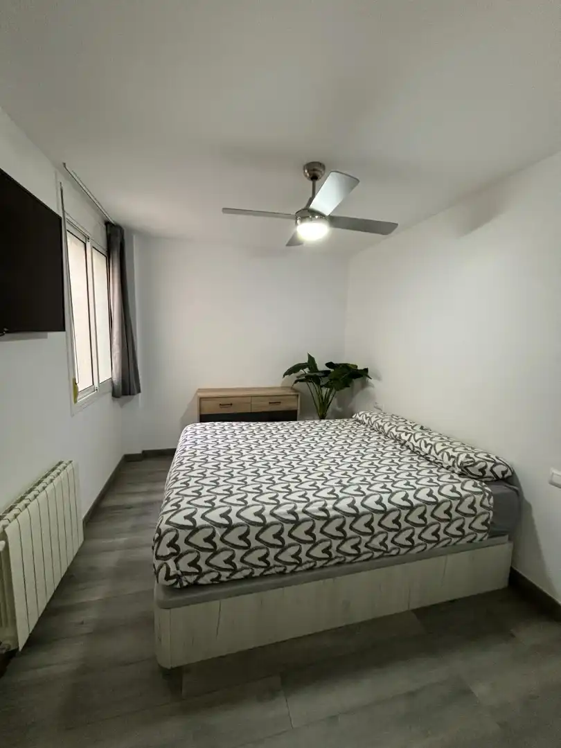 Habitación de Piso en venta en Torredembarra con Aire acondicionado, Amueblado y Balcón