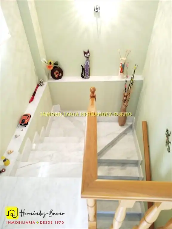 Casa o chalet en venta en Calvarrasa de Abajo con Calefacción, Jardín privado y Terraza