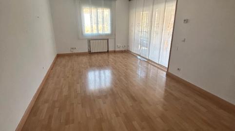 Foto 2 de Pis en venda a Carrer de Les Nou Cases, Bufalà, Barcelona