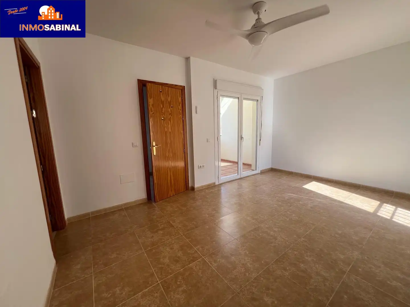 Habitación de Casa adosada de alquiler en Roquetas de Mar con Aire acondicionado, Terraza y Piscina comunitaria