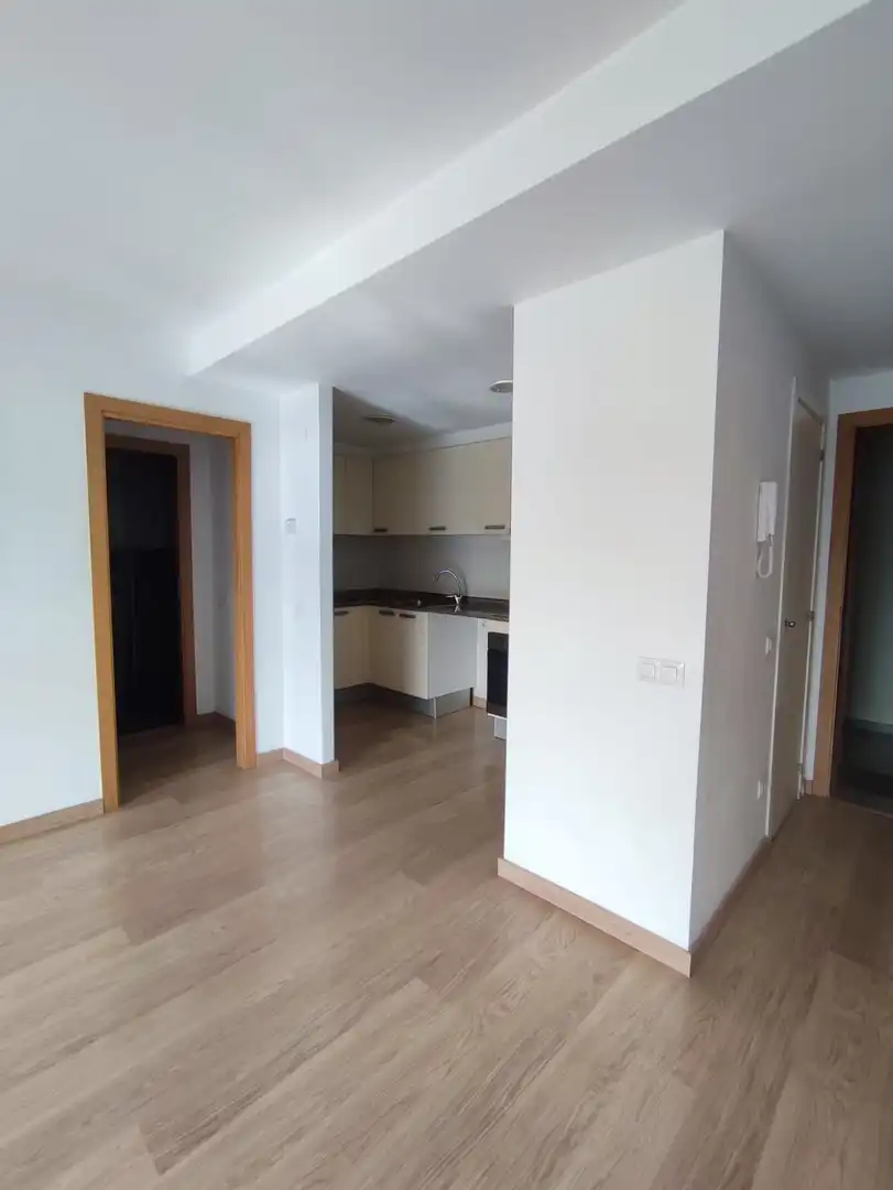 Cocina de Piso en venta en Sant Celoni con Calefacción y Trastero