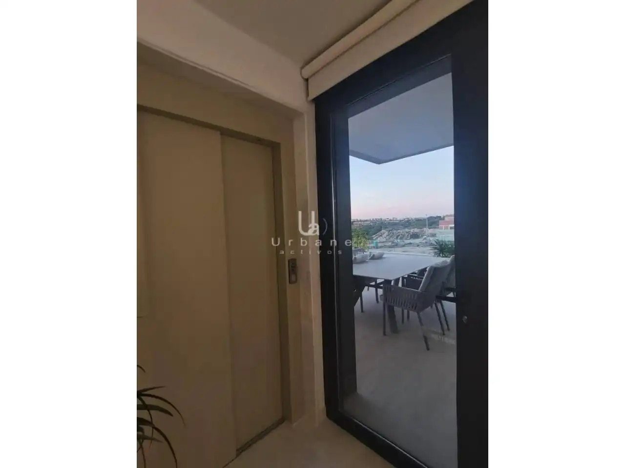 Xalet amb piscina en venda a Calle Wenceslao Fernández Flores, imagen 6