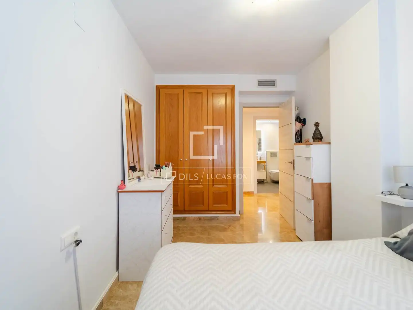 Habitación de Piso en venta en Valencia con Aire acondicionado, Calefacción y Terraza