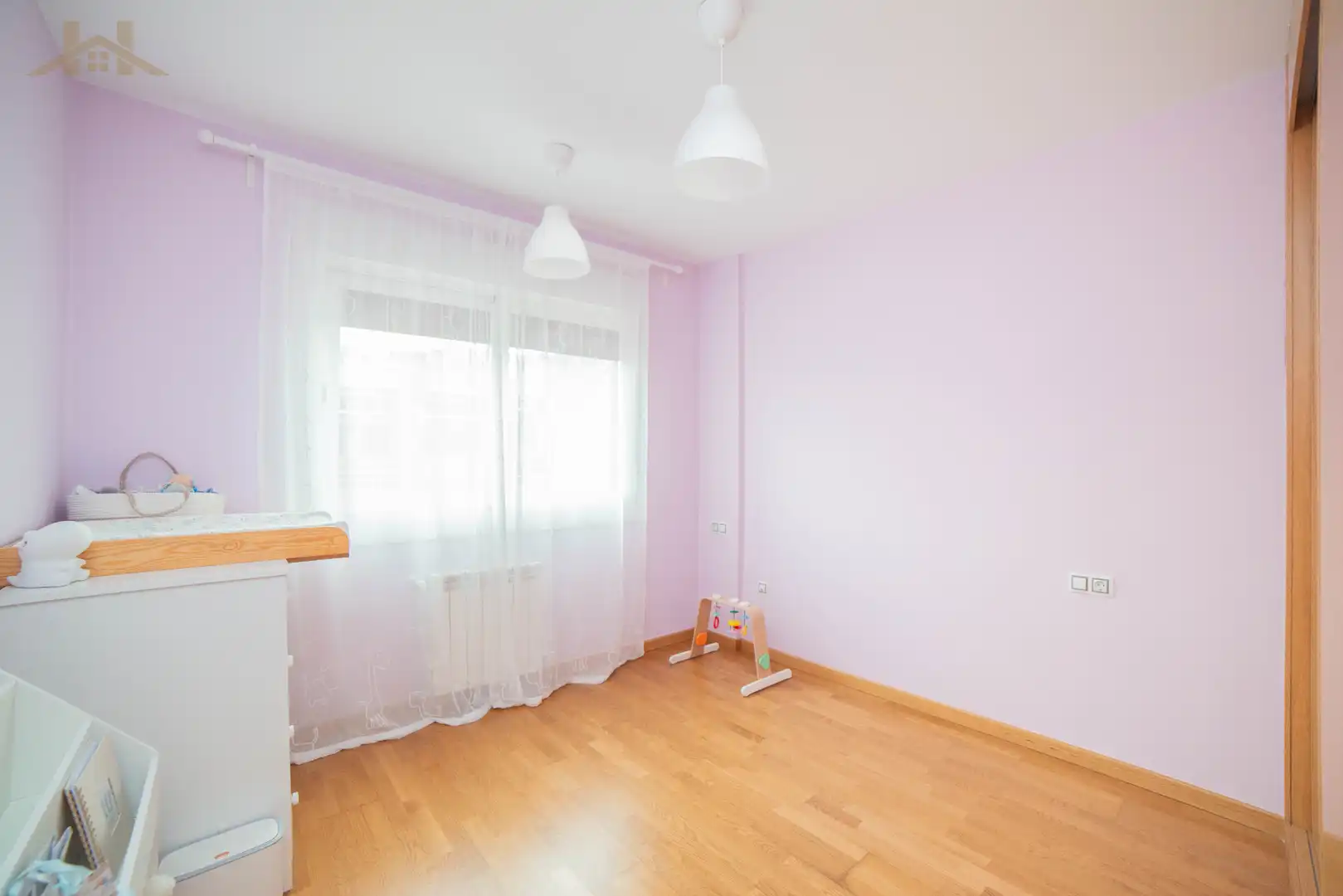 Dormitori de Casa adosada en venda en Arroyomolinos (Madrid) amb Aire condicionat, Calefacció i Parquet