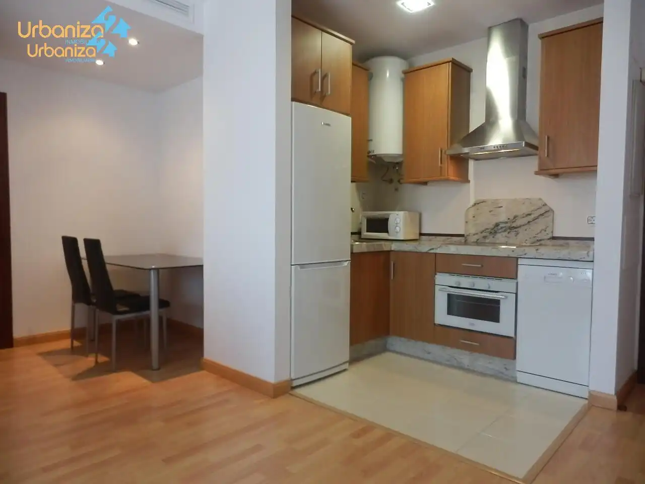 Apartamento con terraza en venta en Carretera de Sevilla - Los Montitos, imagen 4