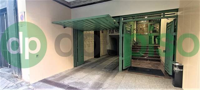 Garaje en Venta en Calle de Vallehermoso en Arapiles