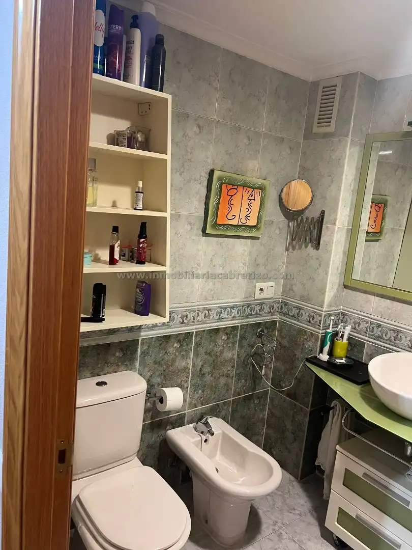 Baño de Piso en venta en  Logroño con Aire acondicionado, Calefacción y Parquet
