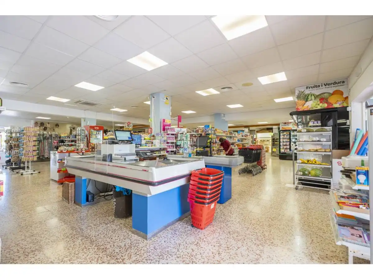 Local comercial en venta en Cala d'en Bosch - Serpentona, imagen 2