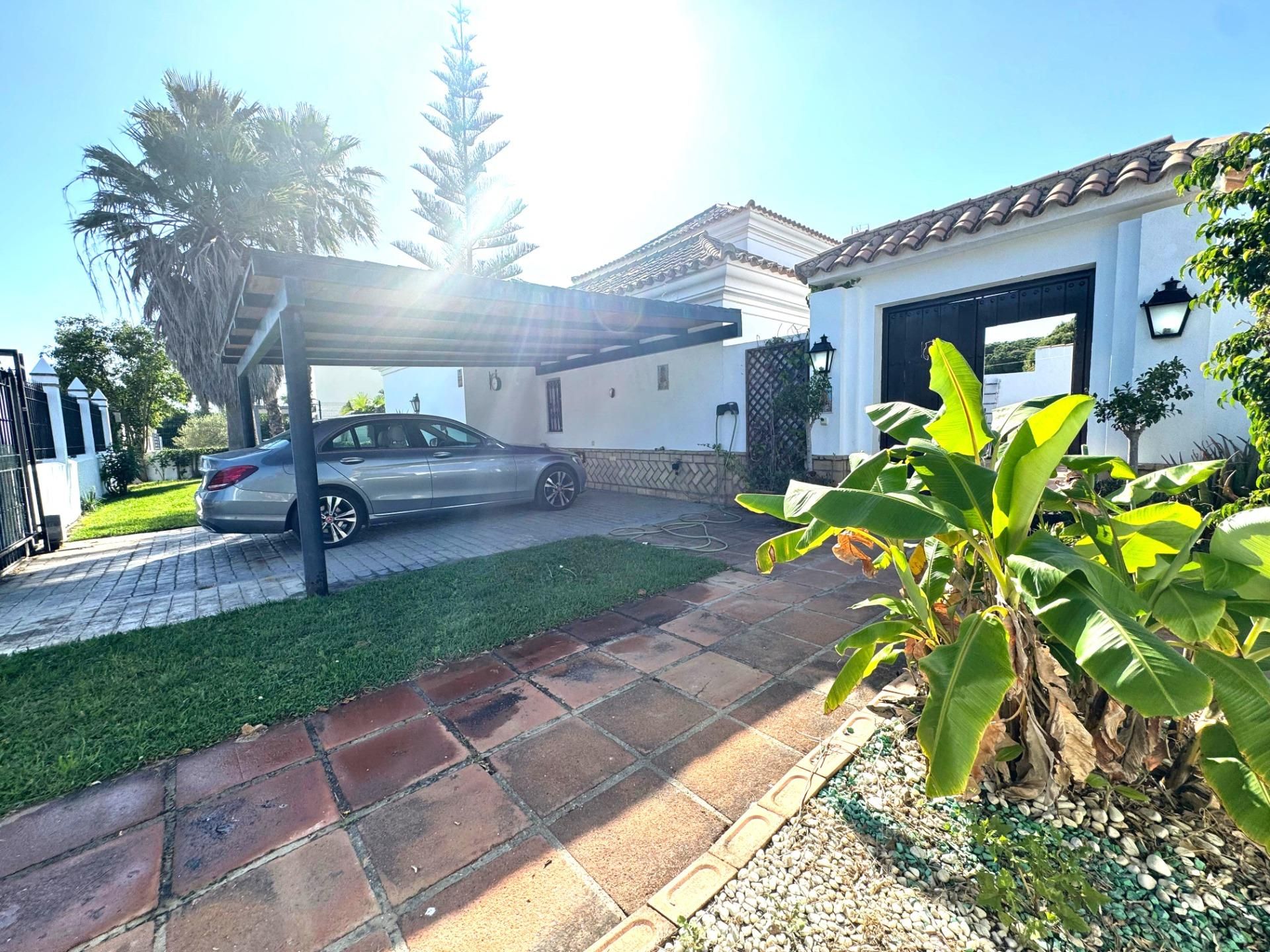 Exterior view of House or chalet for sale in El Portil  with Private garden, Terrace and Swimming Pool