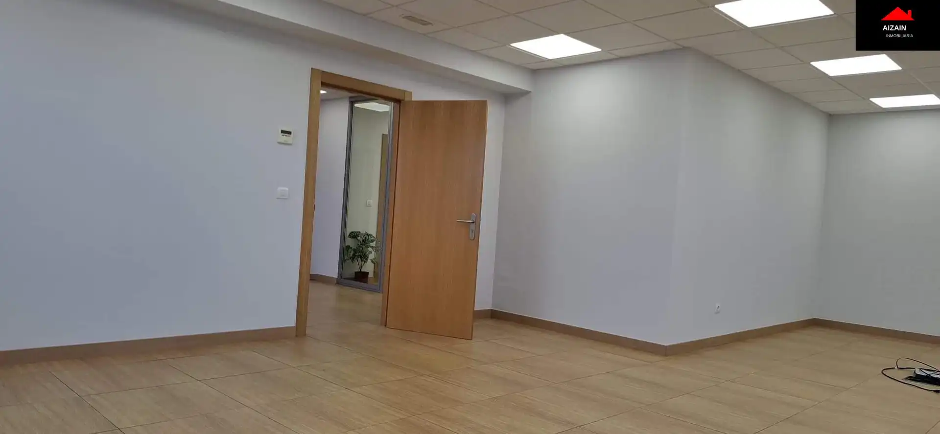 Bureau avec ascenseur à louer à Avenida de la Autonomía, imagen 12