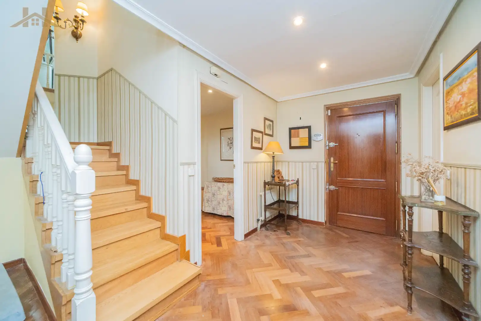 Duplexes for sale in Madrid  with Air Conditioner, Heating and Storage room