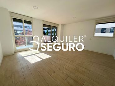 Appartamento con piscina in affitto a de Manuel Gutiérrez Mellado