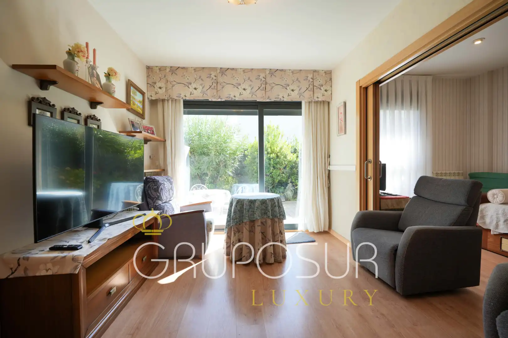 Sala de estar de Piso en venta en Valladolid con Calefacción, Jardín privado y Parquet