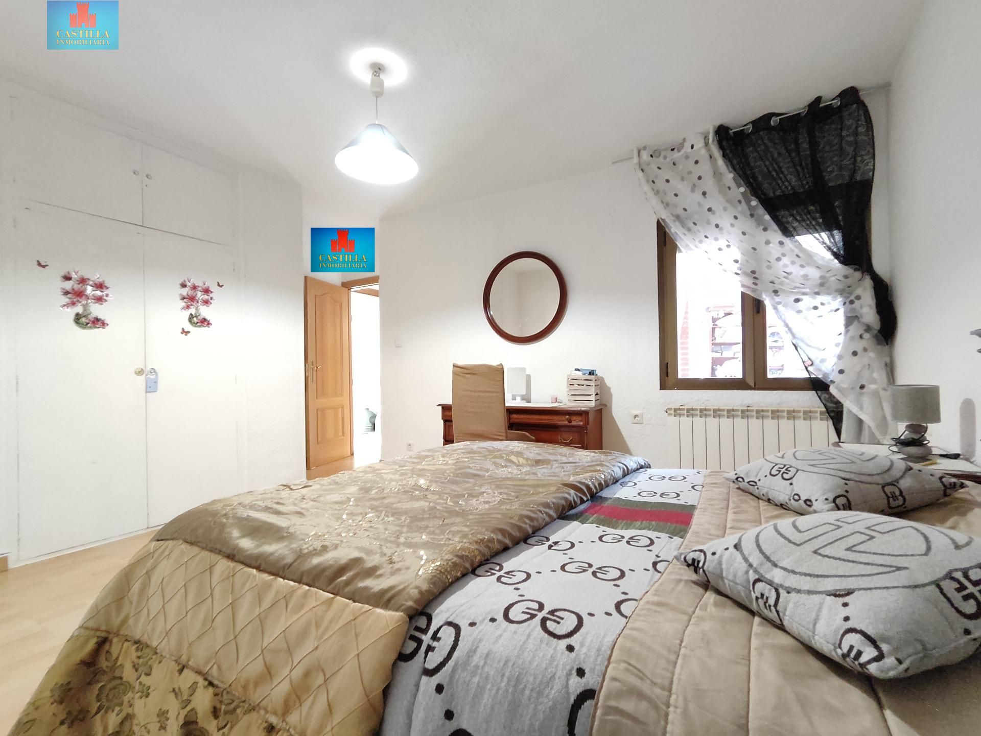 Bedroom of Flat for sale in Ávila Capital  with Heating and Terrace
