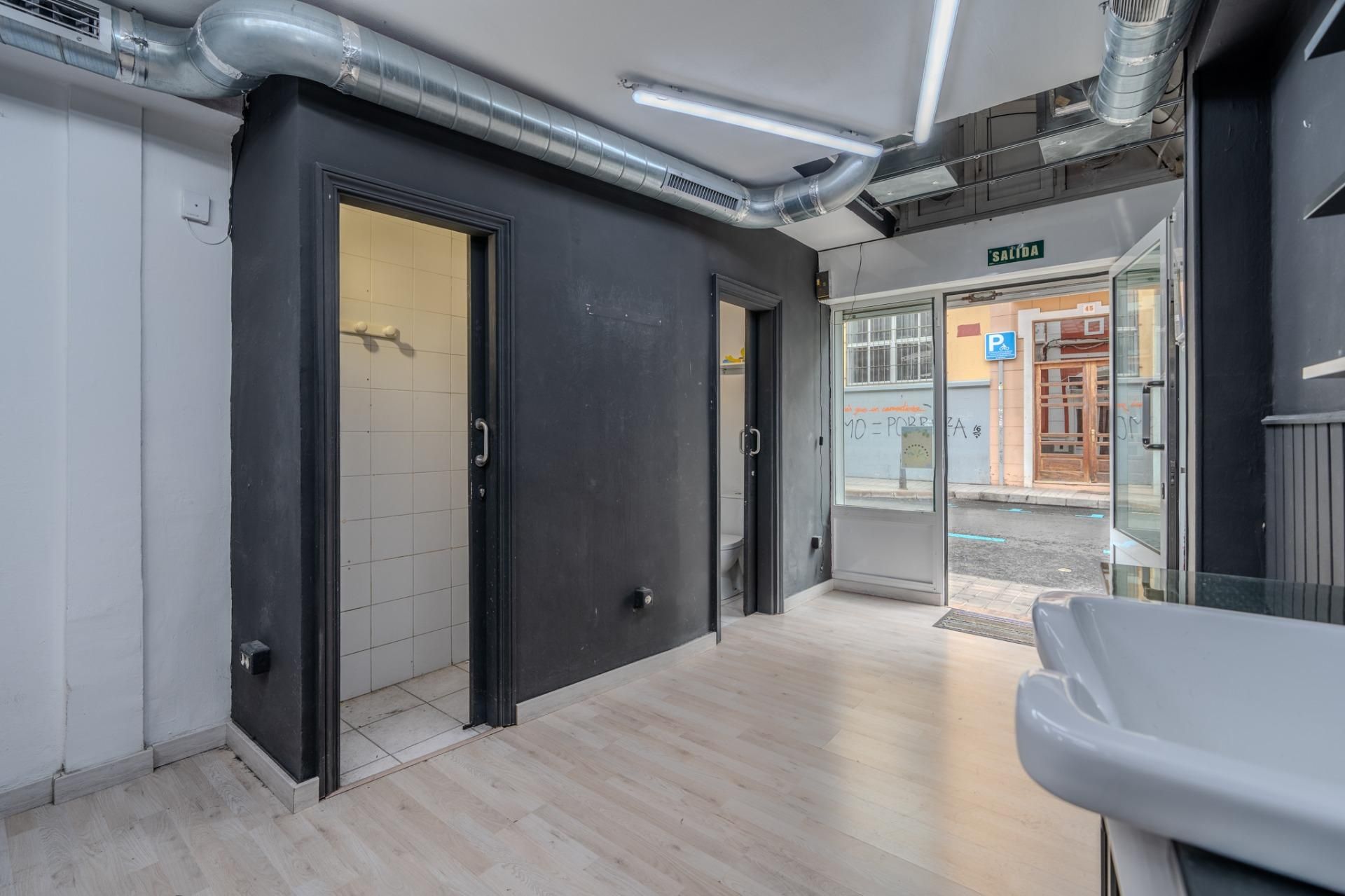 Geschaftsraum zur Miete in Calle Canalejas, Arenales - Lugo - Avda. Marítima, Centro