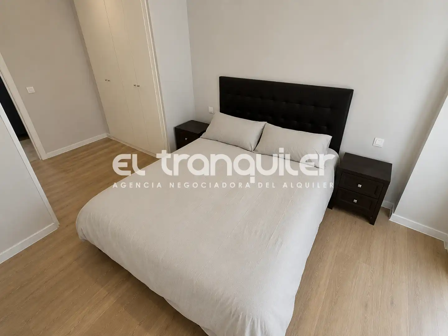 Bedroom of Flat for rent in Madrid  with Air Conditioner, Terrace and Storage room