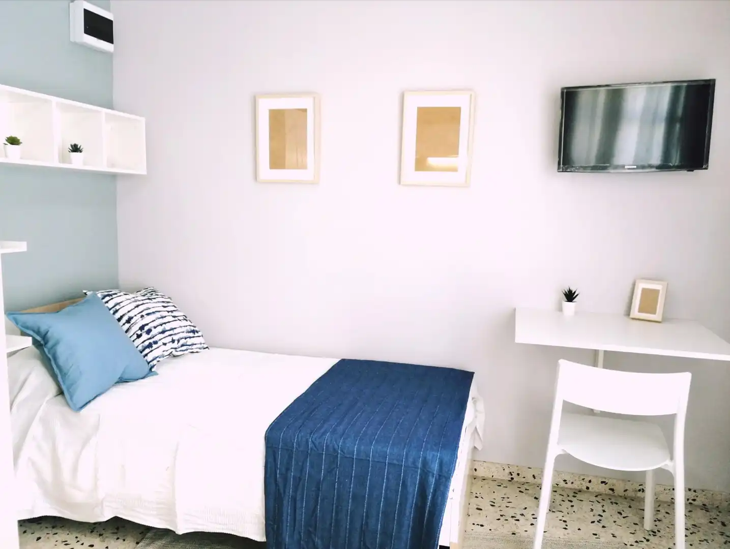 Dormitori de Loft de lloguer en Torredembarra amb Terrassa