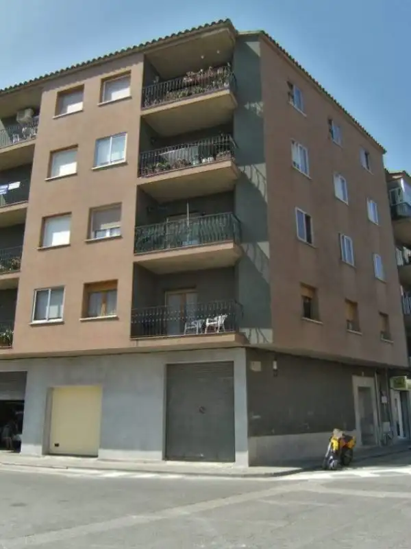 Exterior view of Flat for sale in Figueres
