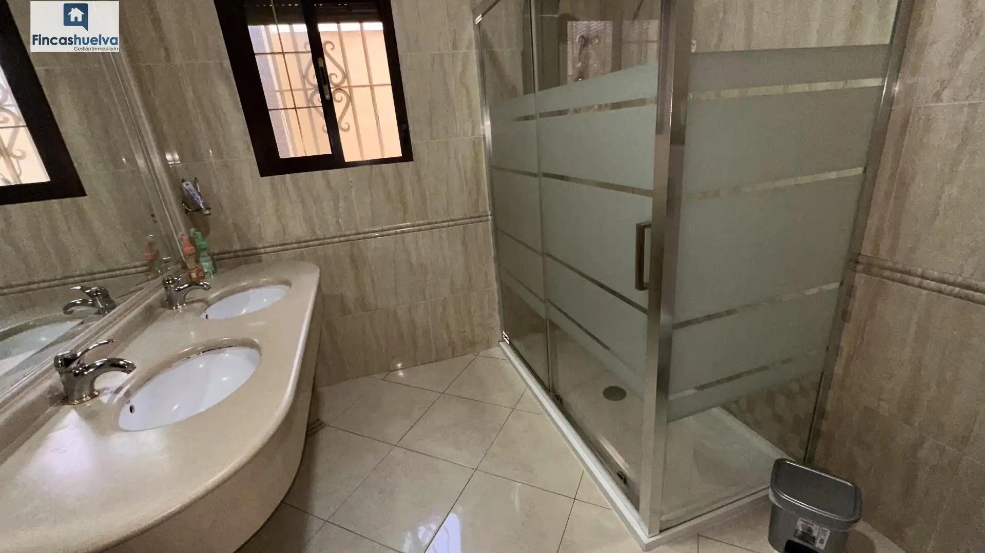 Bathroom of Houses for sale in Moguer  with Private garden, Terrace and Storage room