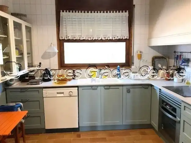 Casa amb terrassa en venda a Carrer Brutau, imagen 6