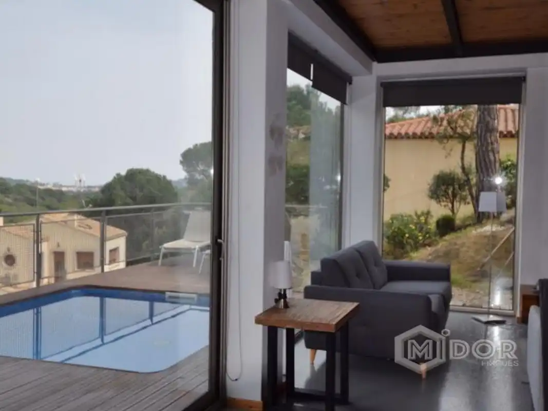 Terrassa de Casa o xalet en venda en Sant Feliu de Guíxols amb Aire condicionat, Calefacció i Jardí privat