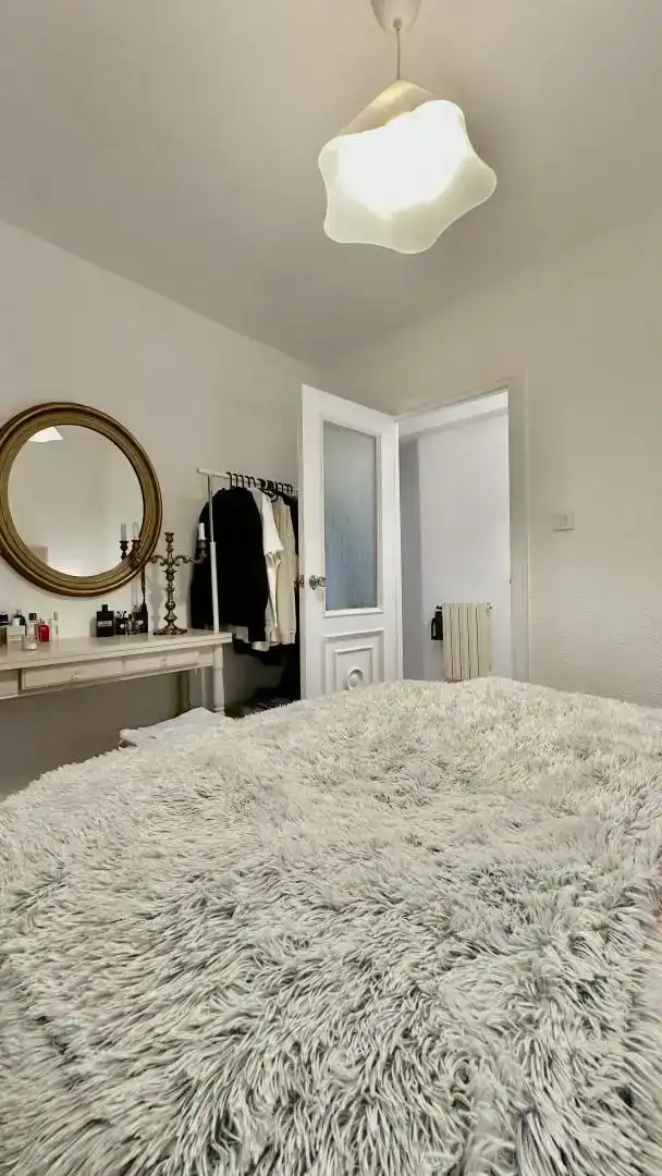 Habitación de Piso en venta en San Martín del Rey Aurelio con Parquet y Amueblado