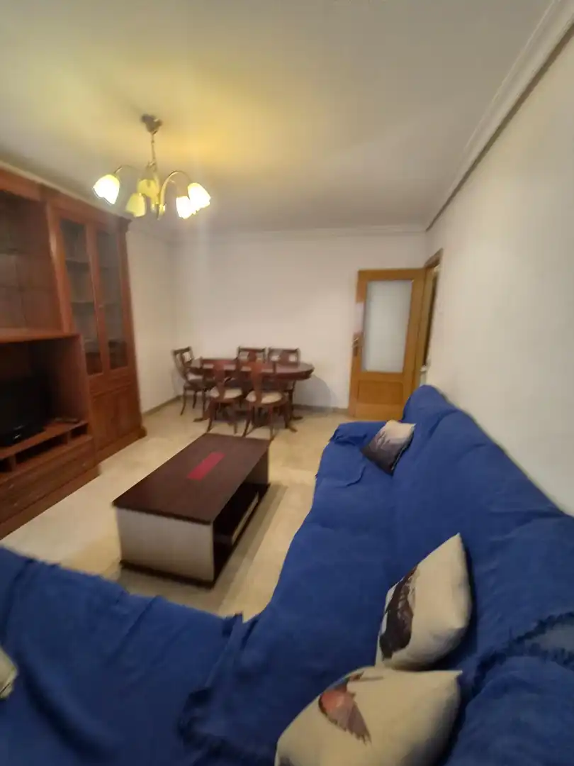 Piso con ascensor en venta en El Perchel, imagen 2