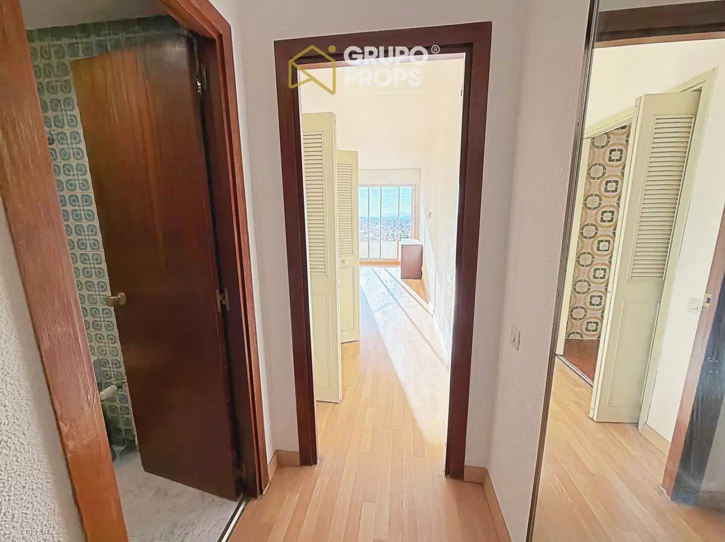 Apartamento en venta en Madrid con Calefacción y Balcón