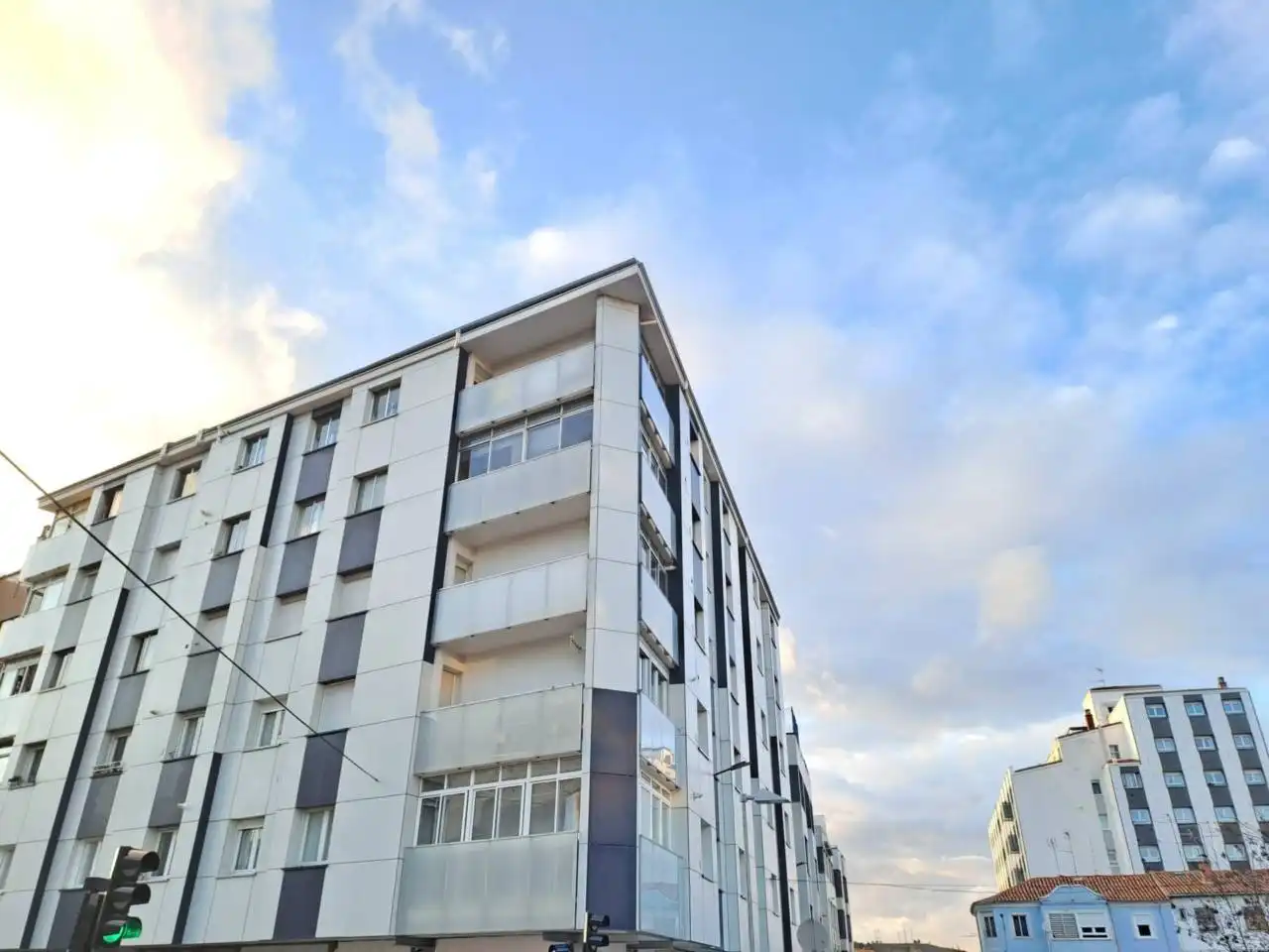Exterior view of Garage for sale in Burgos