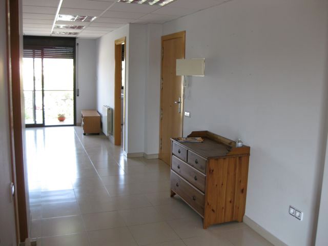 Piso en venta en Igualada con Calefacción, Terraza y Amueblado