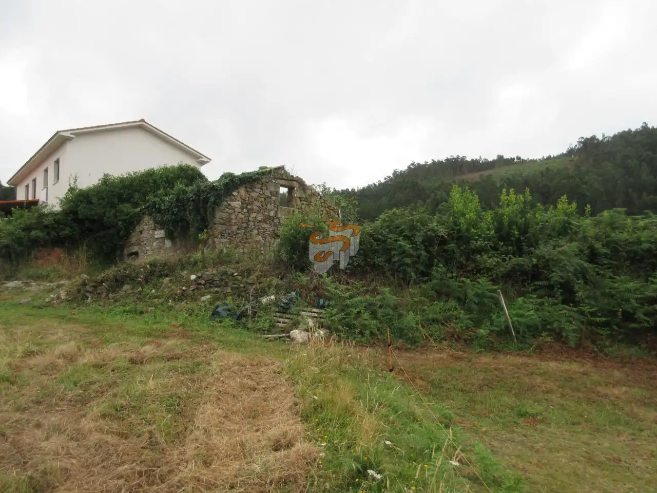 Casa rústica amb jardí en venda a Neda, imagen 5