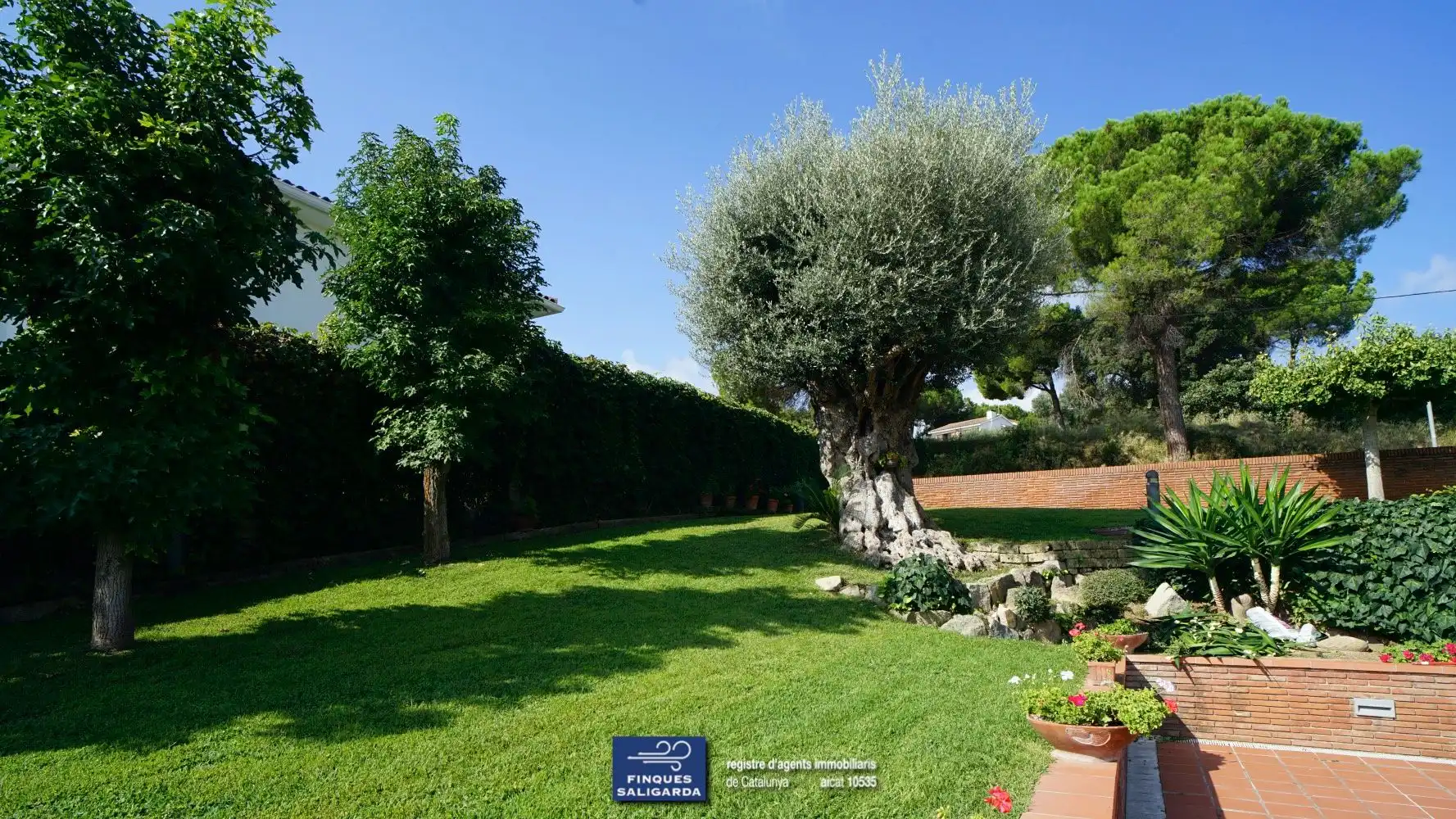 Jardín de Casa o chalet en venta en Canovelles con Aire acondicionado, Calefacción y Terraza