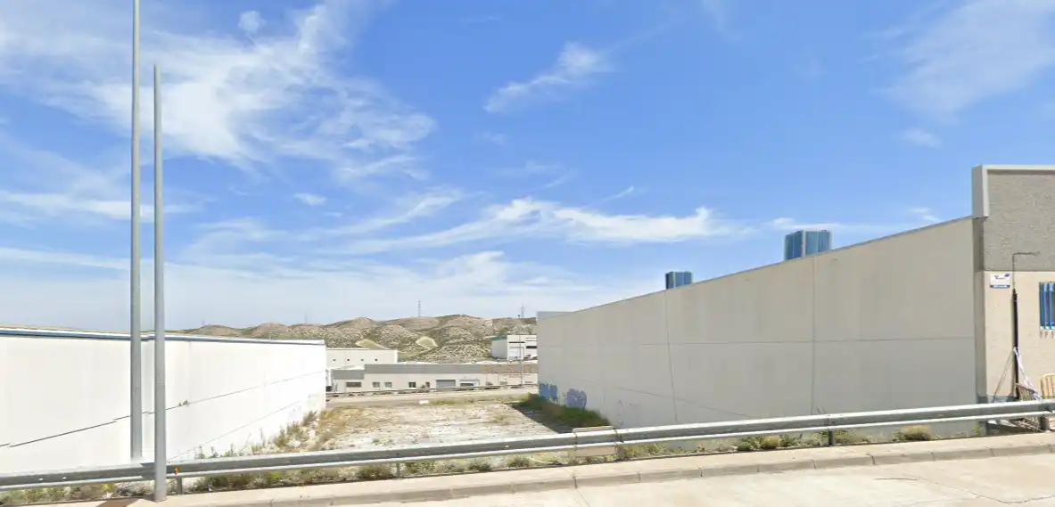Vista exterior de Terreny industrial en venda en Cuarte de Huerva
