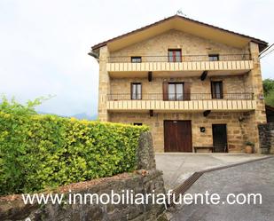 Vista exterior de Casa o xalet en venda en Valle de Villaverde amb Balcó