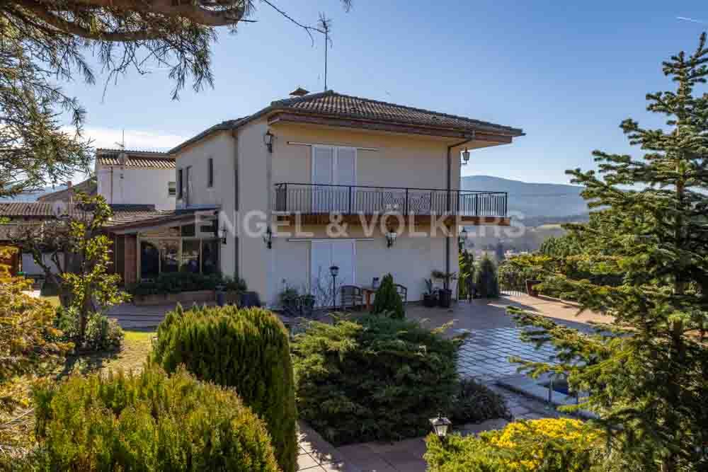 Exterior view of House or chalet for sale in Sant Celoni  with Air Conditioner, Heating and Private garden