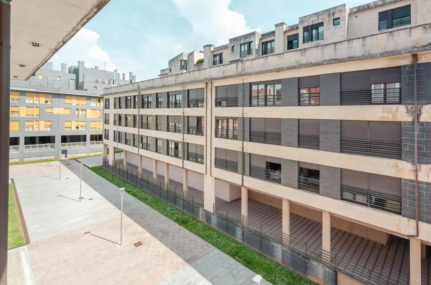 Vista exterior de Piso en venta en Siero con Calefacción, Parquet y Trastero