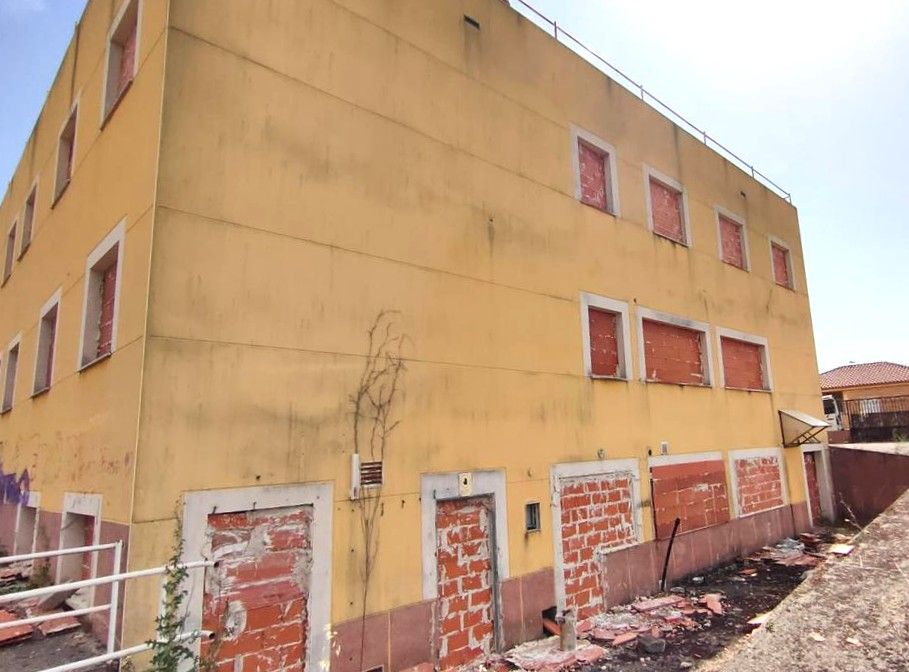 Exterior view of Building for sale in Escalona