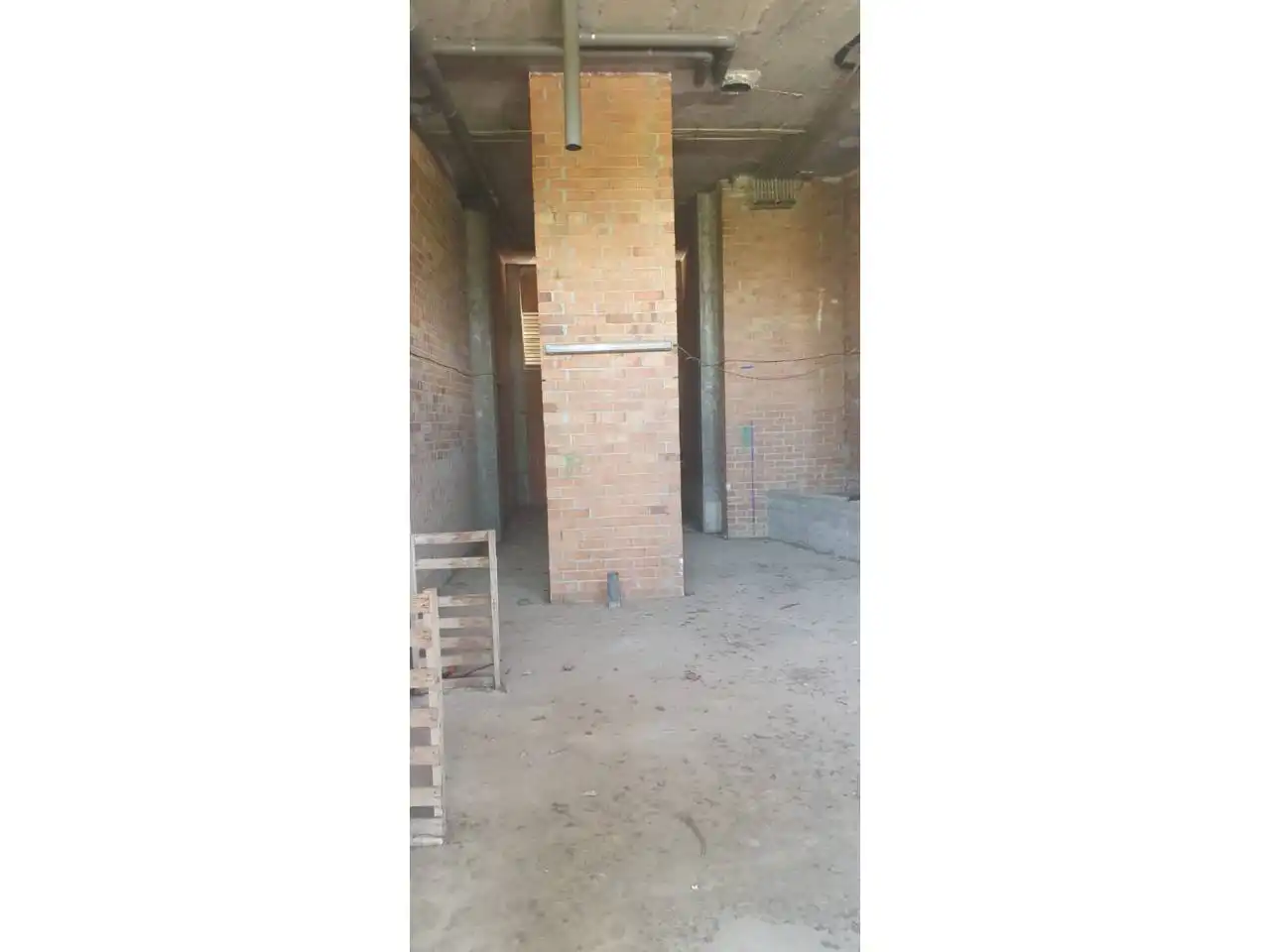Local comercial en venta en Calle Sarajevo 143, imagen 3