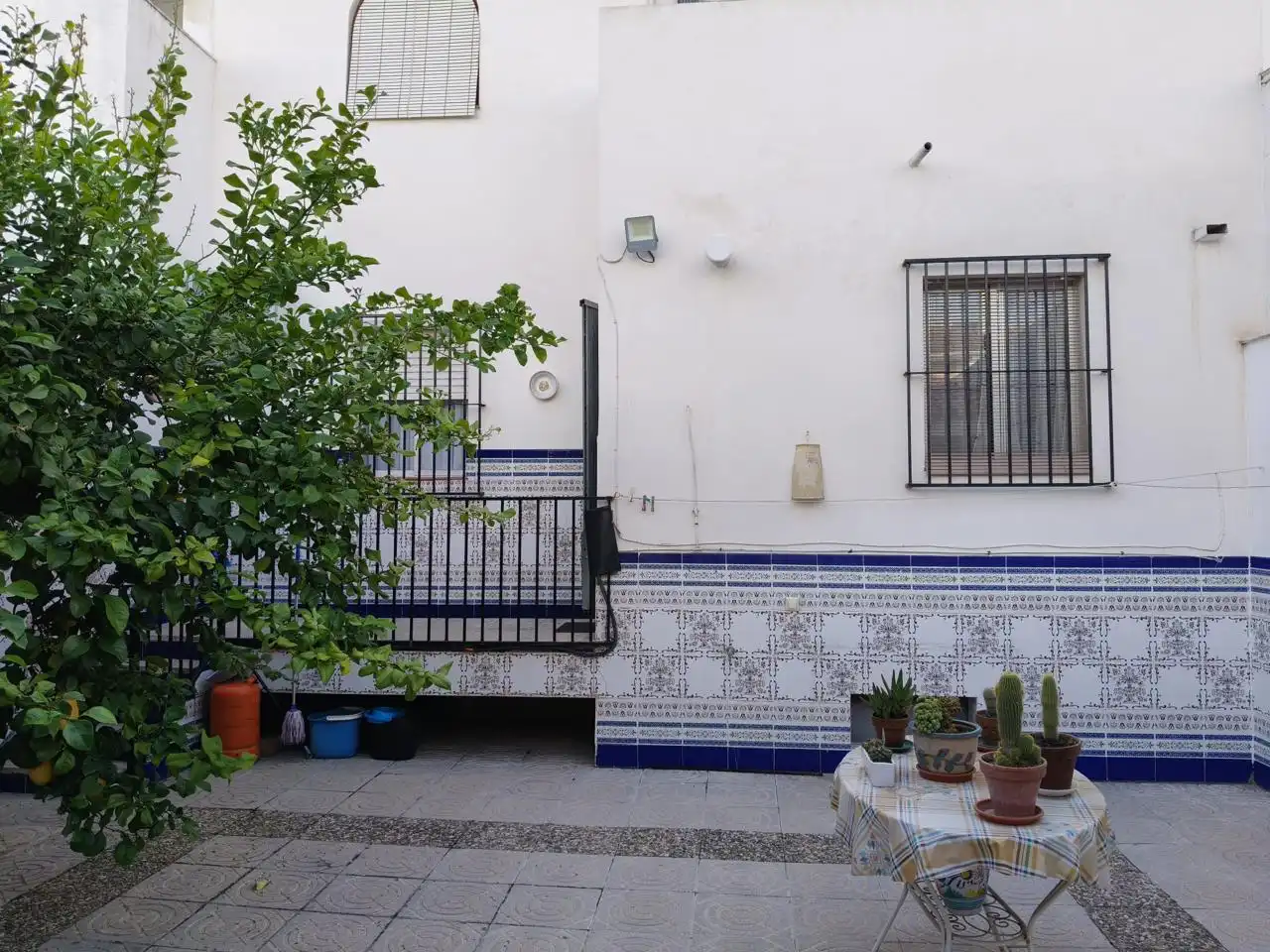 Exterior view of Houses for sale in Lucena  with Air Conditioner, Terrace and Storage room