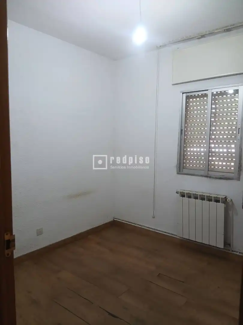 Dormitori de Pis en venda en Madrid amb Calefacció, Jardí privat i Terrassa