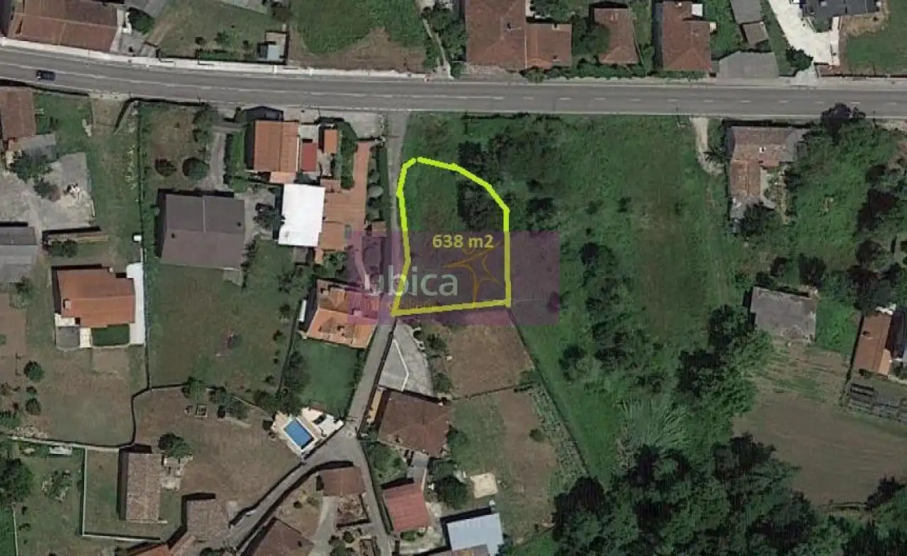 Terreny residencial en venda a Tui
