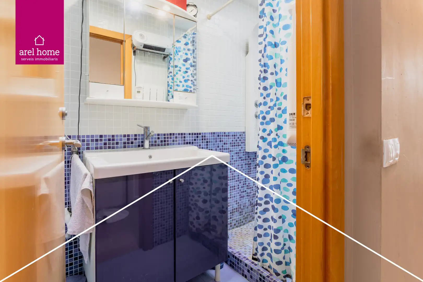 Baño de Casa adosada en venta en Esplugues de Llobregat con Aire acondicionado, Calefacción y Terraza