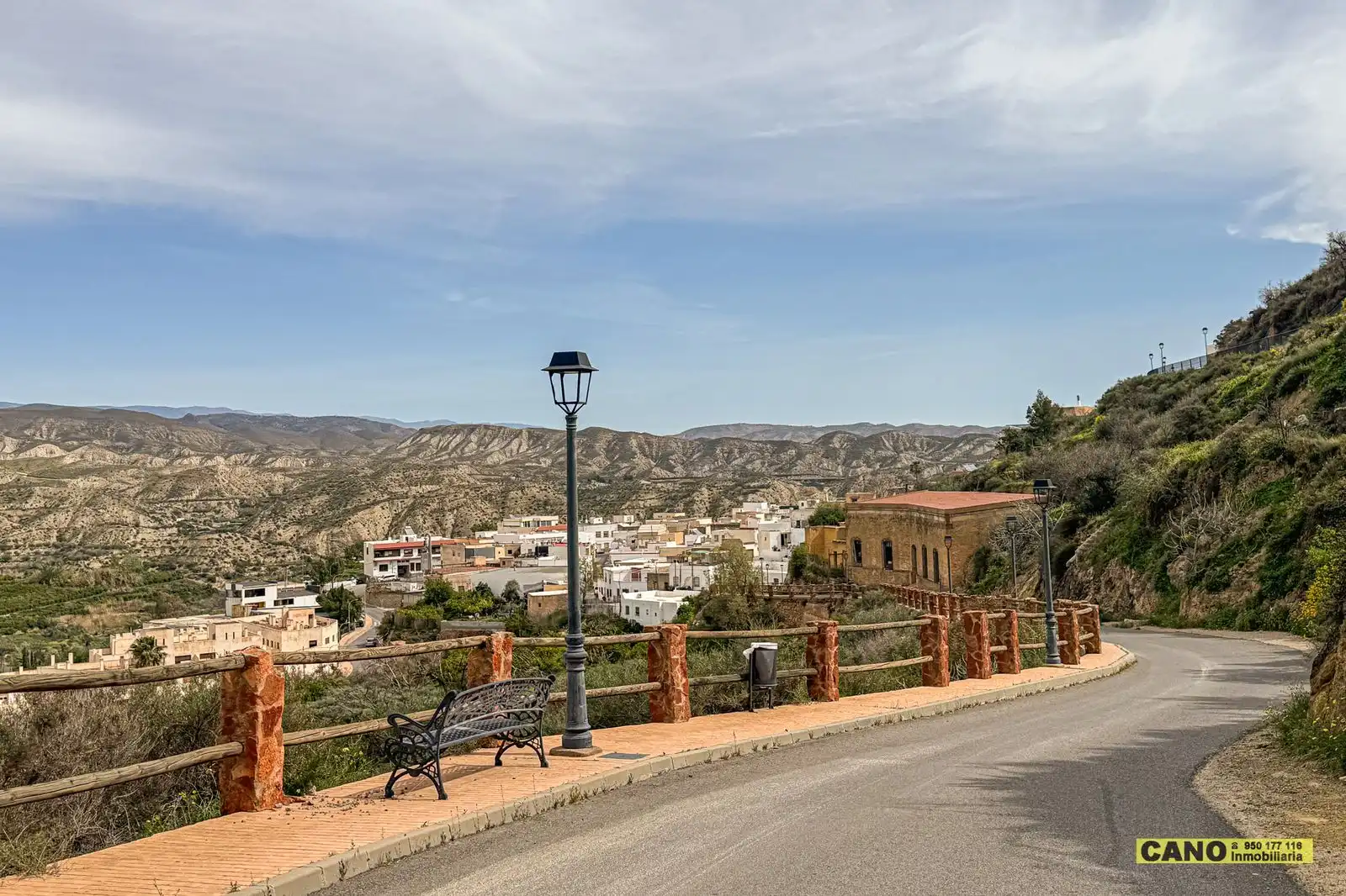 Vista exterior de Casa o chalet en venta en Instinción con Terraza y Trastero