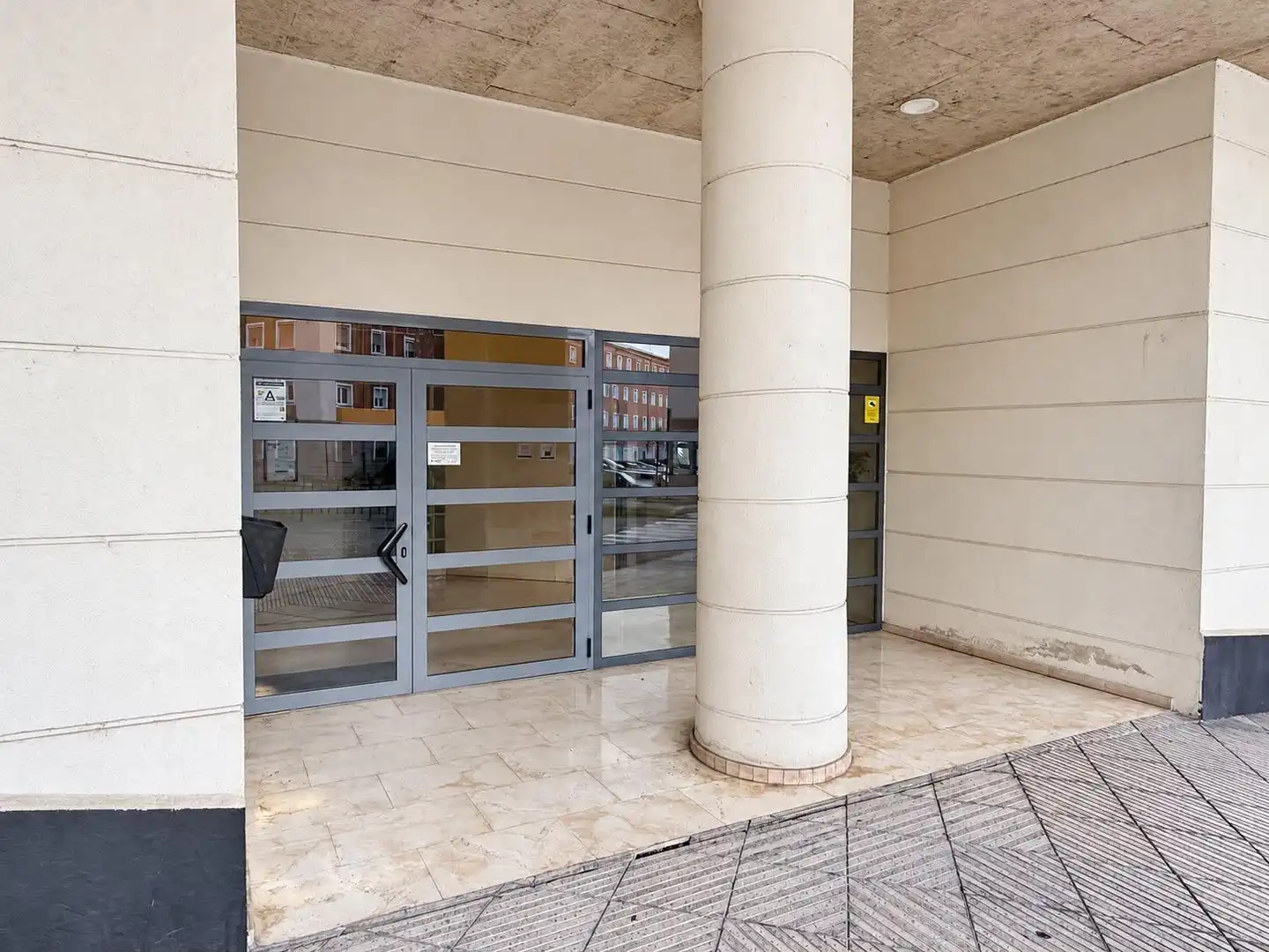 Flat for sale in HUCA - La Cadellada