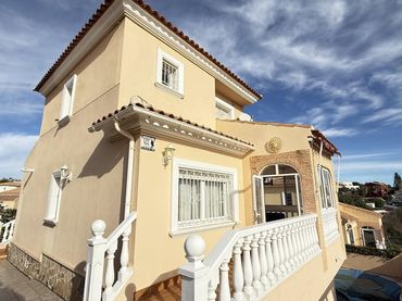 Xalet amb piscina en venda a Calle HUELVA ALDEA DEL MONTE