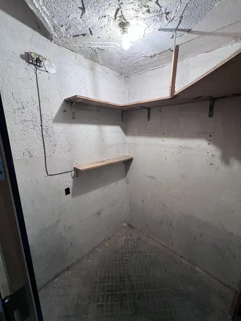Storage room for sale in Barcelona